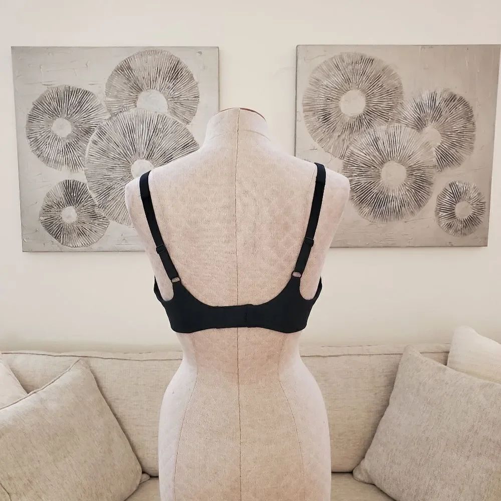 Wacoal How Perfect No-Wire Contour Black Bra - Picture 6 of 10